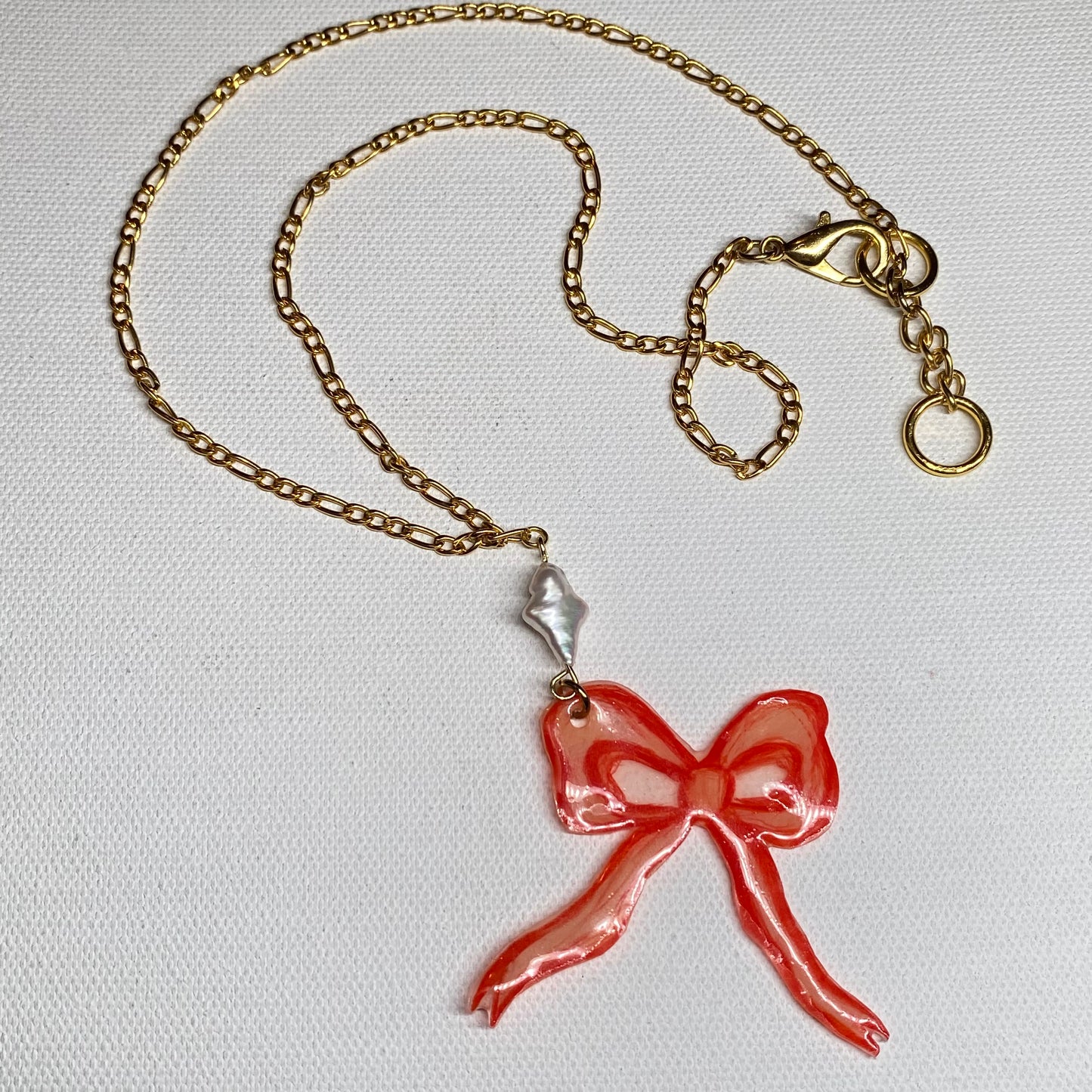 Ribbon Pearl Necklace
