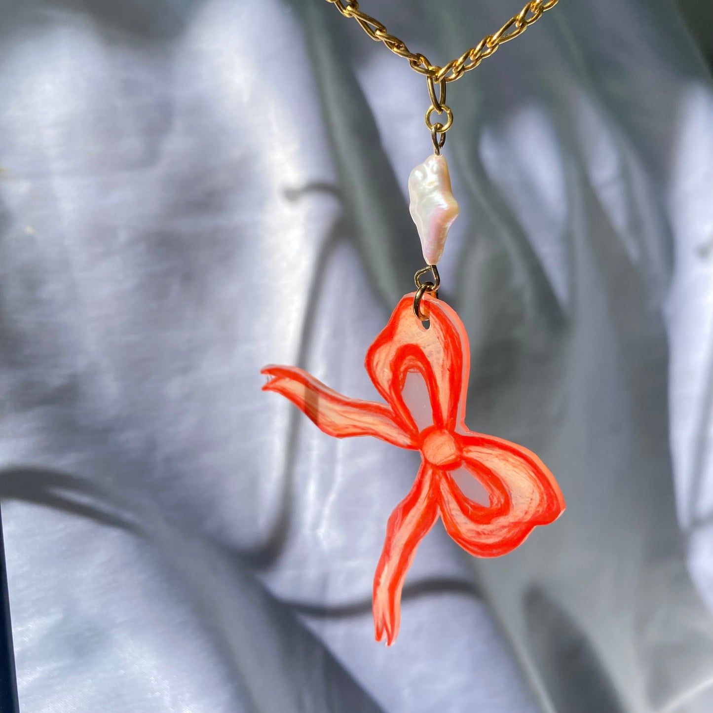 Ribbon Pearl Necklace